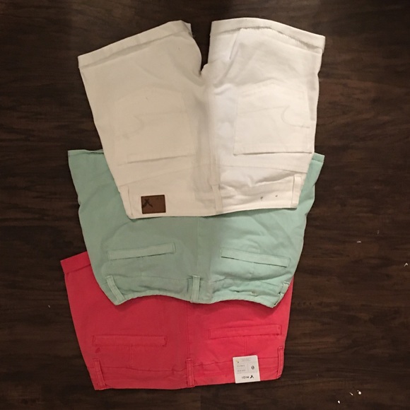 Size 0 American Eagle Midi shorts lot - Picture 5 of 6